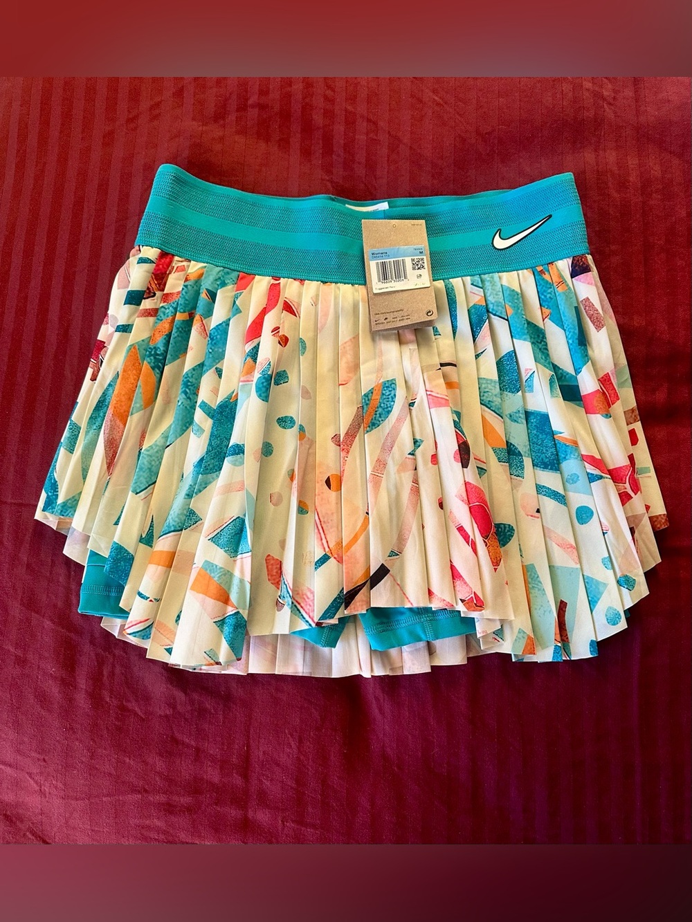 Nike Dri-Fit Women's Teal-Accented Multicolor Pleated Tennis Skirt